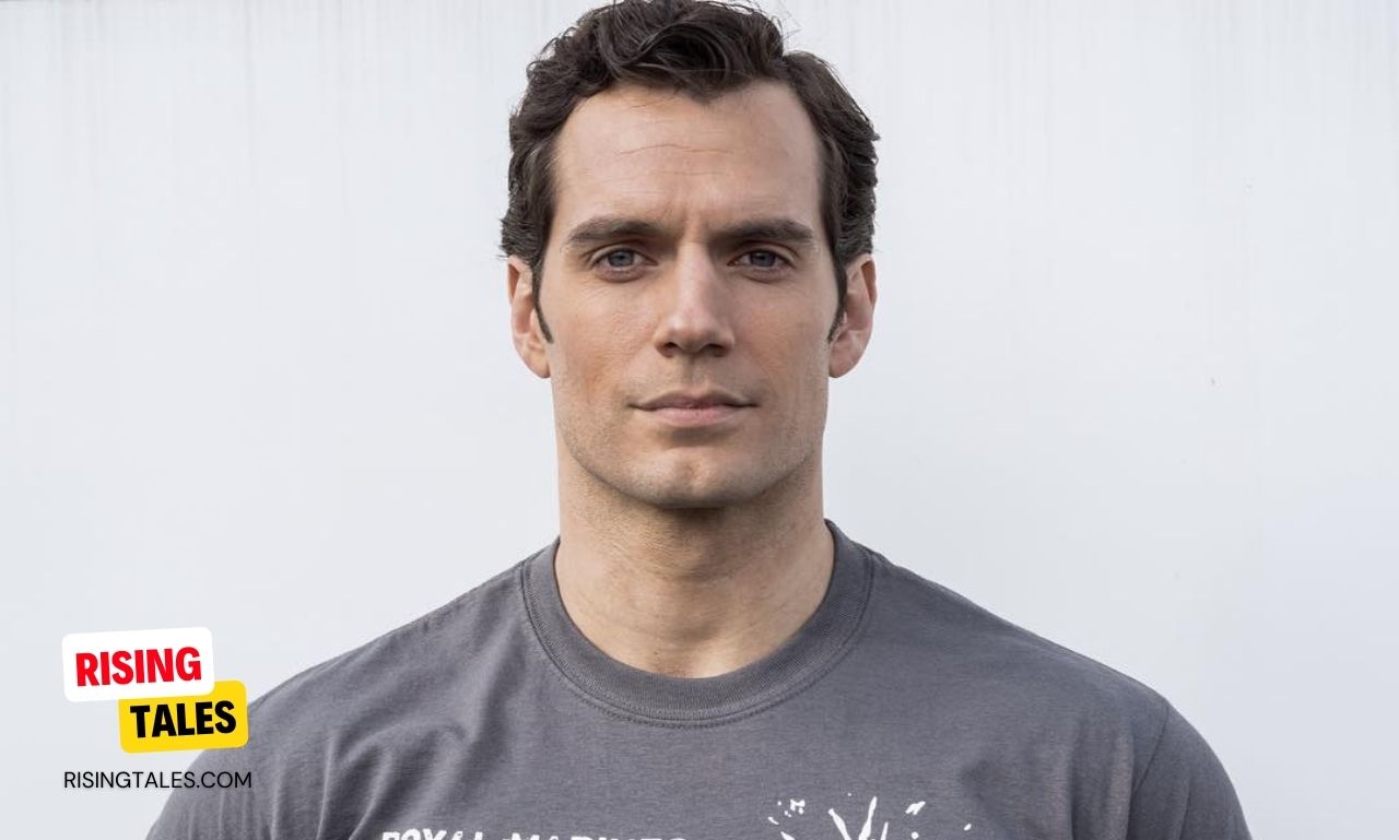 Henry Cavill Family (Girlfriend, 4 Brothers, Mother, Father) 
